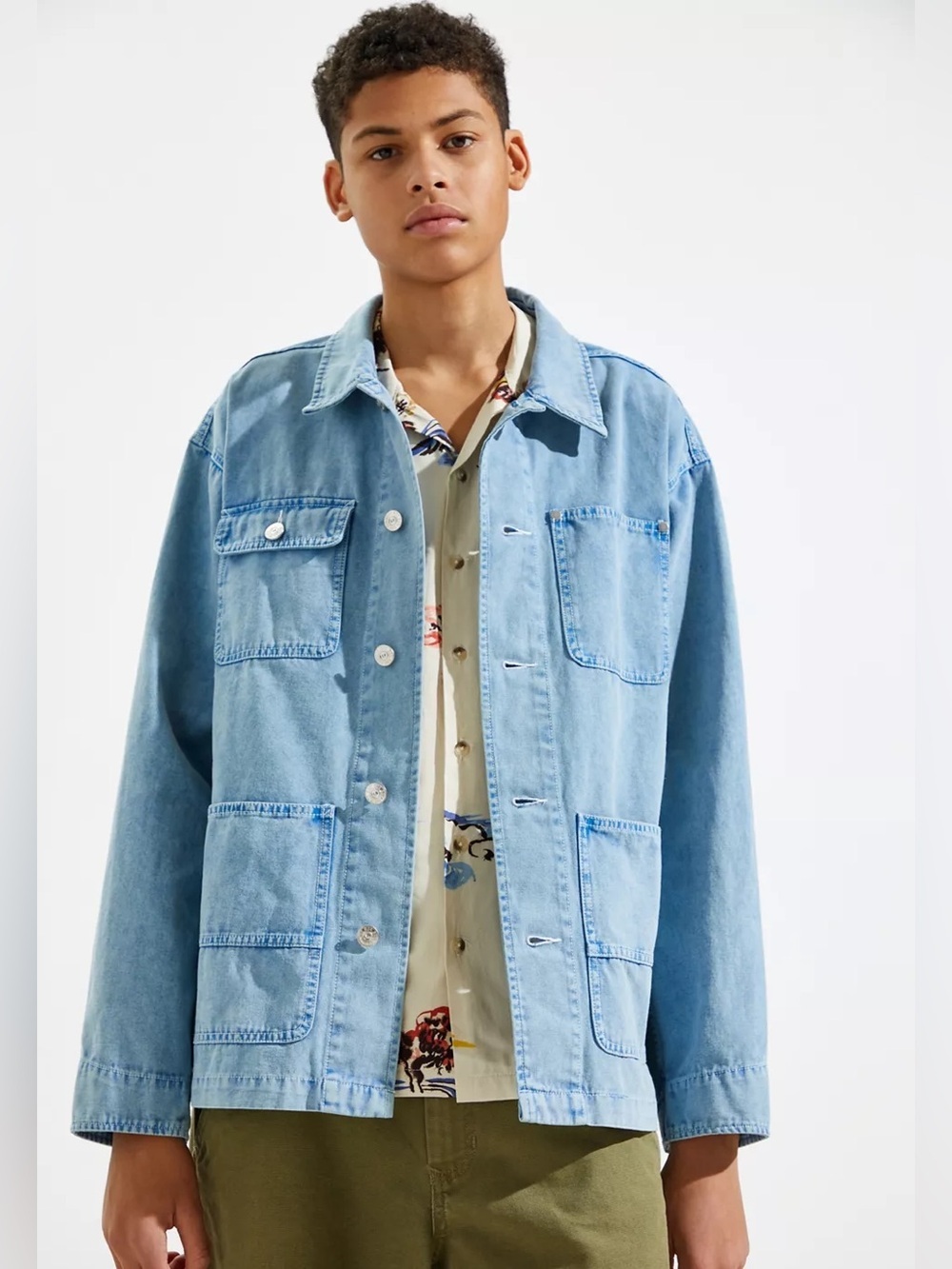 BDG Light Acid Wash Chore Jacket Denim Cotton Men’s Size Large Blue Button Up